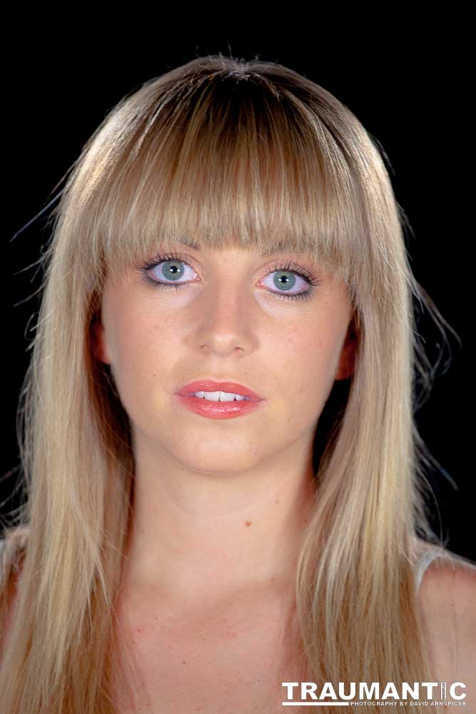 I met T'Lane through a session I shot for a friend of hers on Manhattan Beach. She was absolutely gorgeous and I was thrilled that she agreed to shoot with me.